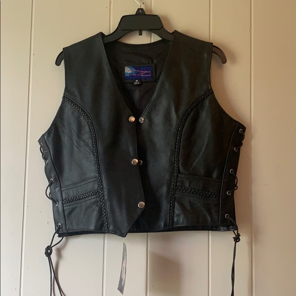 Leather vest NWT - Picture 1 of 7